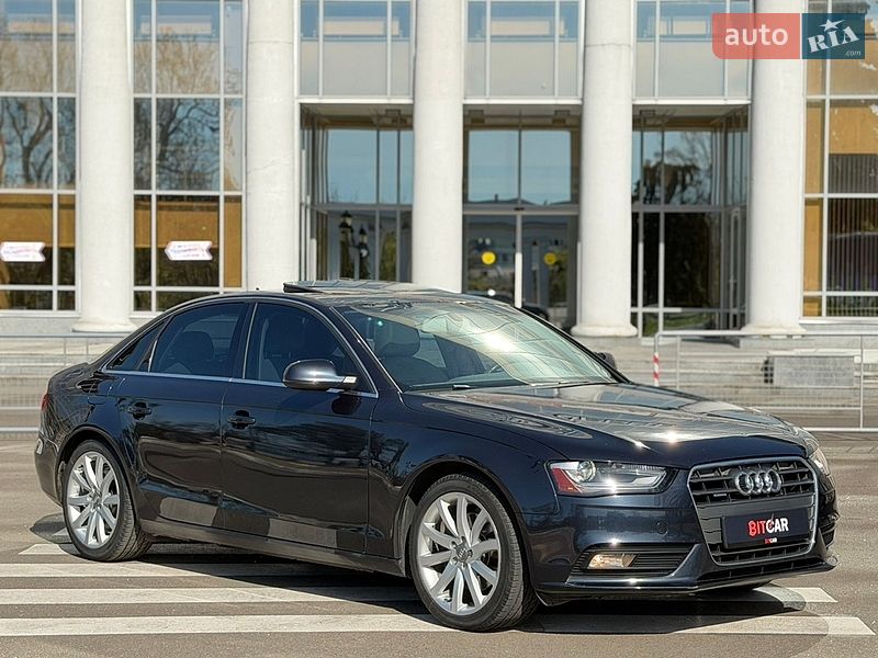 Седан Audi A4 2012 в Одесі
