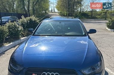 Седан Audi A4 2015 в Киеве