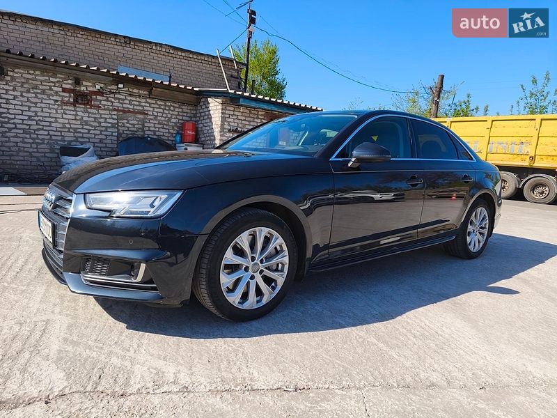Седан Audi A4 2018 в Кривому Розі