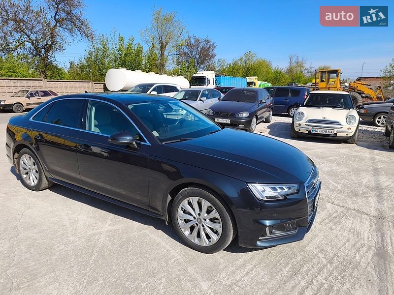 Седан Audi A4 2018 в Кривому Розі