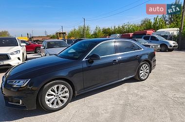 Седан Audi A4 2018 в Кривому Розі