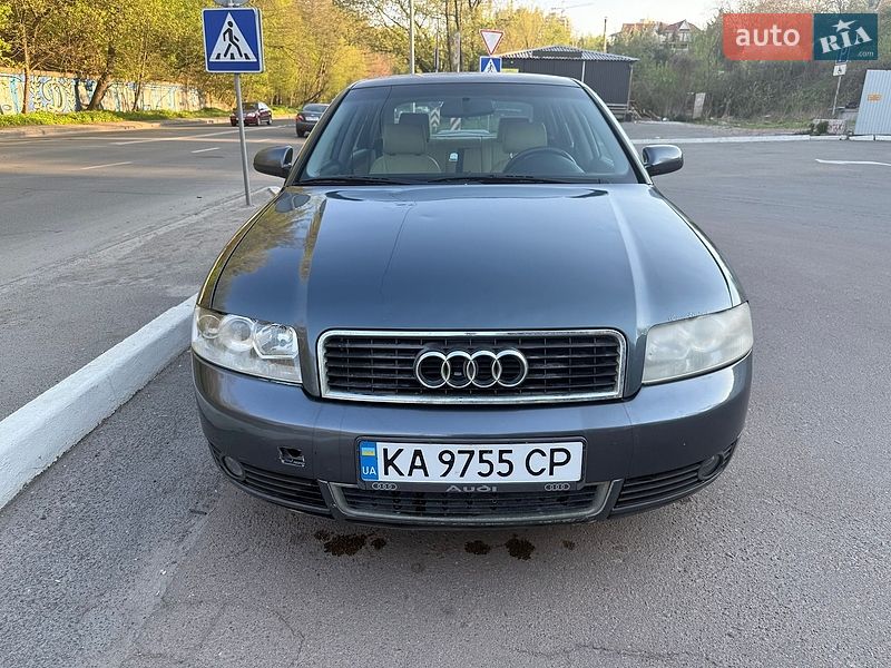 Седан Audi A4 2001 в Киеве