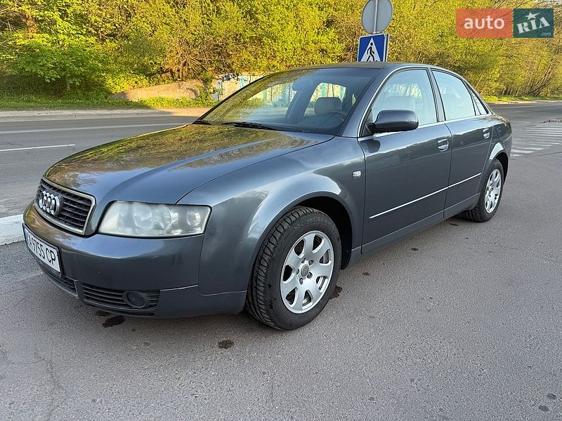 Седан Audi A4 2001 в Киеве