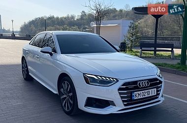 Седан Audi A4 2022 в Житомирі