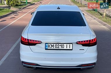 Седан Audi A4 2022 в Житомирі