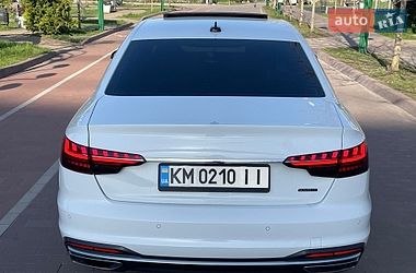 Седан Audi A4 2022 в Житомирі