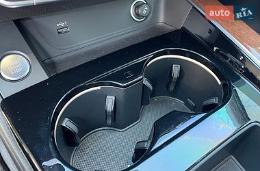 Седан Audi A4 2022 в Житомирі