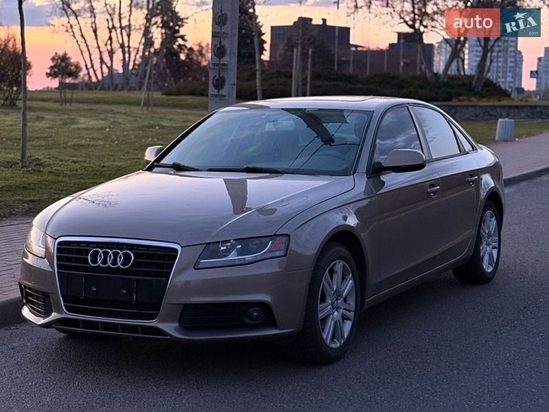 Седан Audi A4 2010 в Кропивницком