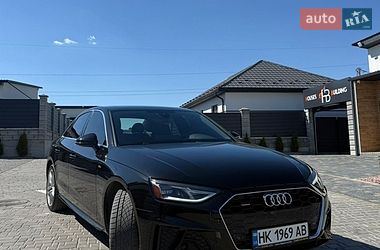 Седан Audi A4 2019 в Киеве