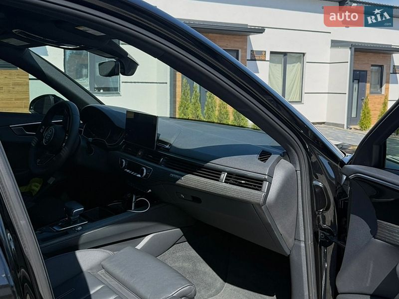 Седан Audi A4 2019 в Киеве