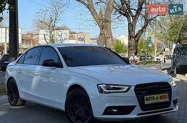 Седан Audi A4 2012 в Миколаєві