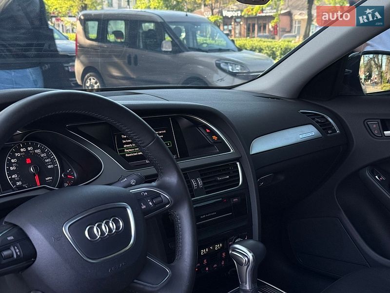 Седан Audi A4 2012 в Миколаєві