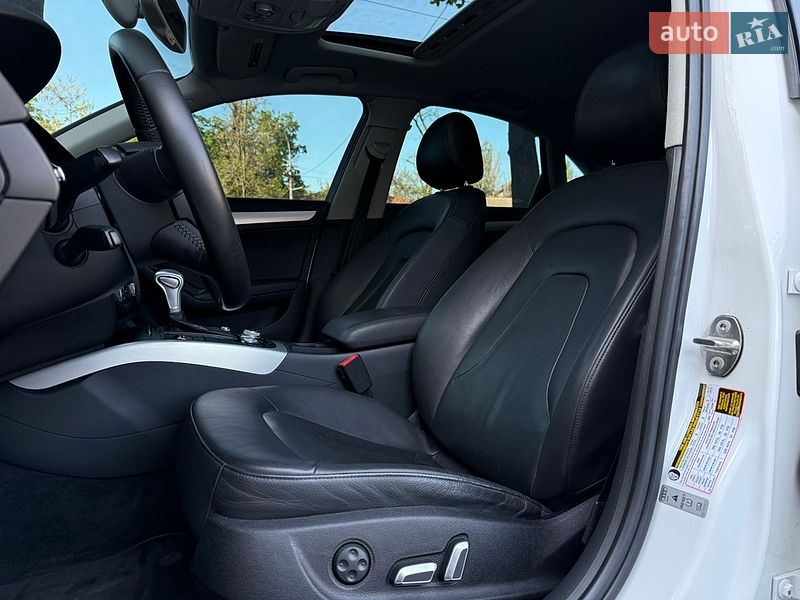 Седан Audi A4 2012 в Миколаєві