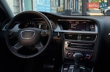 Седан Audi A4 2012 в Миколаєві
