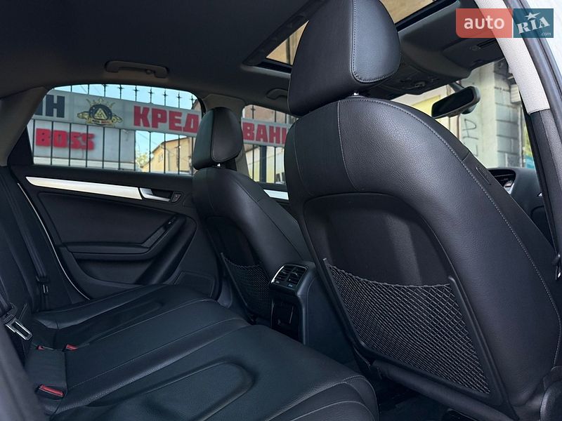 Седан Audi A4 2012 в Миколаєві