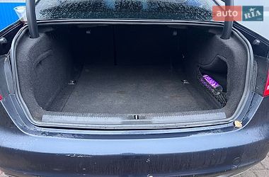 Седан Audi A4 2011 в Киеве