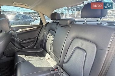 Седан Audi A4 2013 в Києві