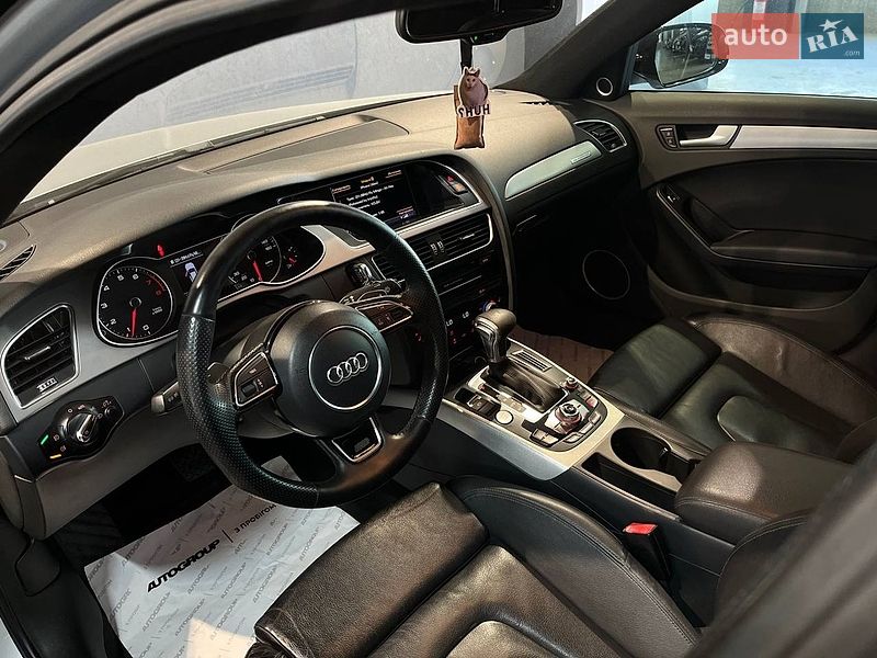 Седан Audi A4 2013 в Одесі
