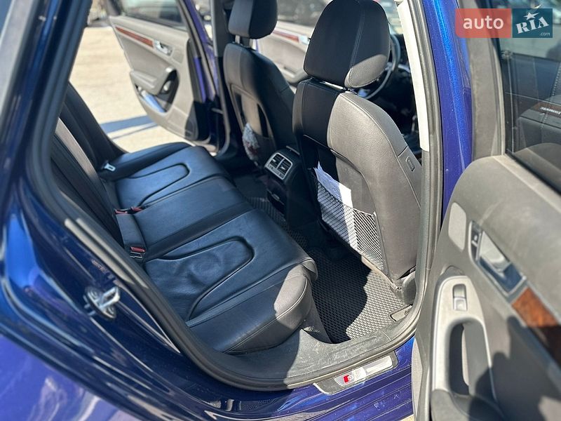 Седан Audi A4 2015 в Киеве