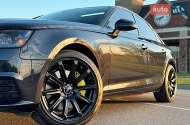 Седан Audi A4 2015 в Киеве