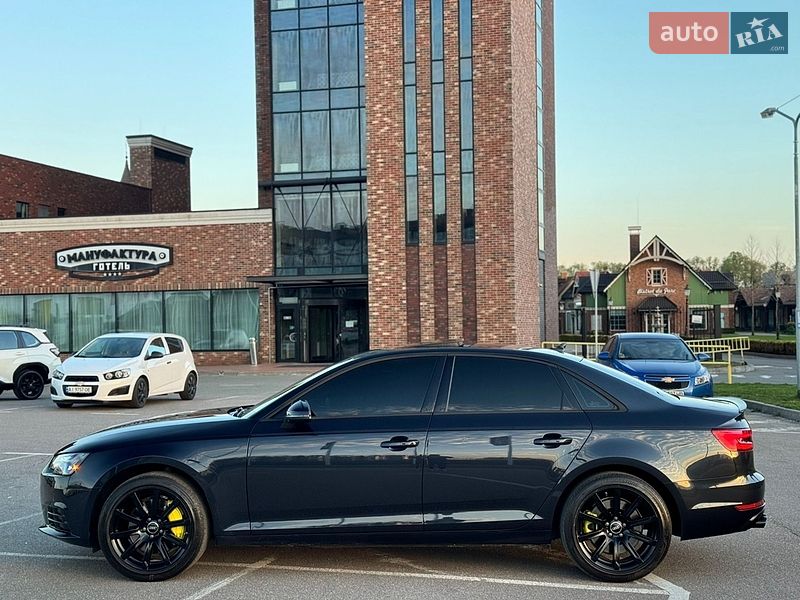 Седан Audi A4 2015 в Киеве