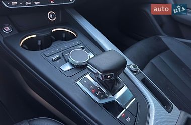 Седан Audi A4 2015 в Киеве