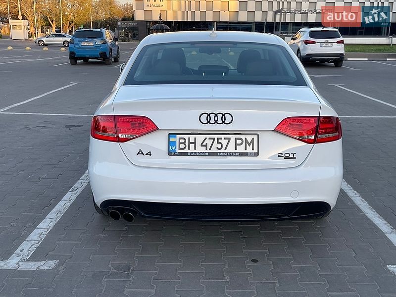 Седан Audi A4 2011 в Одессе