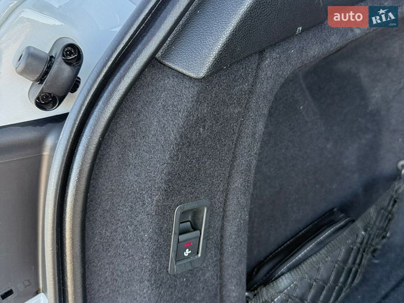 Универсал Audi A4 2016 в Василькове