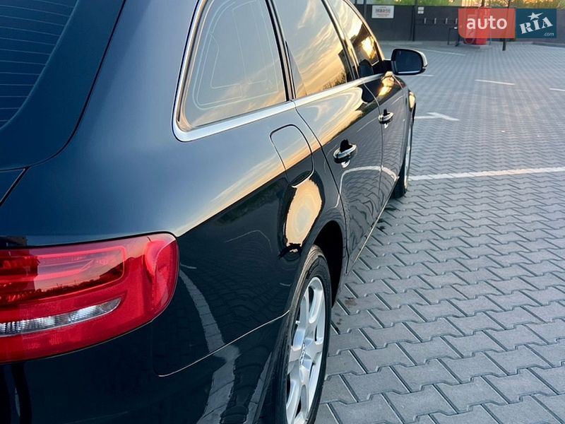 Універсал Audi A4 2011 в Дубні