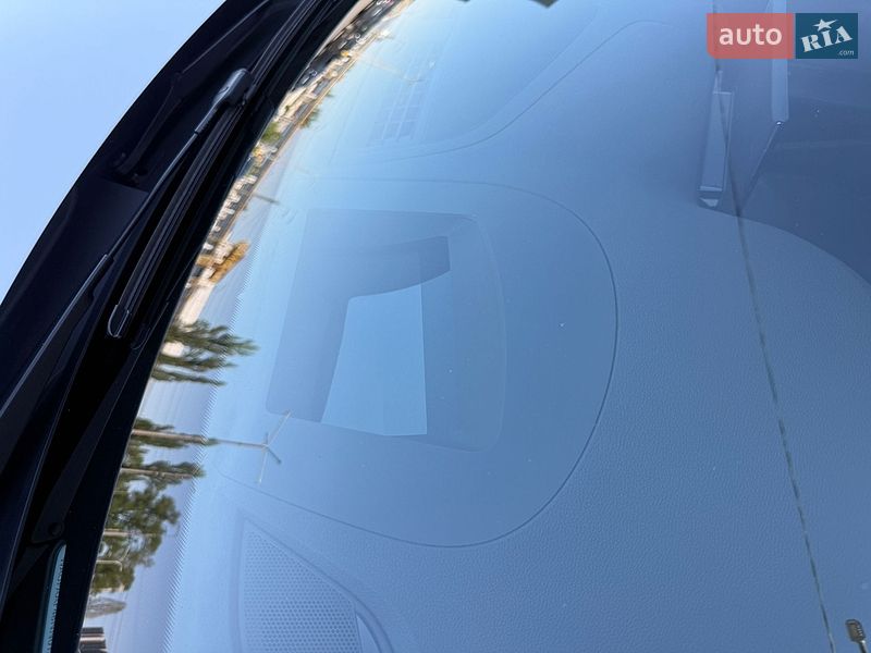 Седан Audi A4 2022 в Киеве