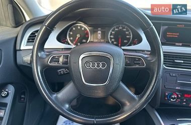 Седан Audi A4 2011 в Києві