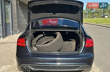 Седан Audi A4 2011 в Києві