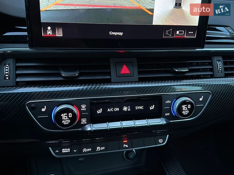 Седан Audi A4 2021 в Житомирі