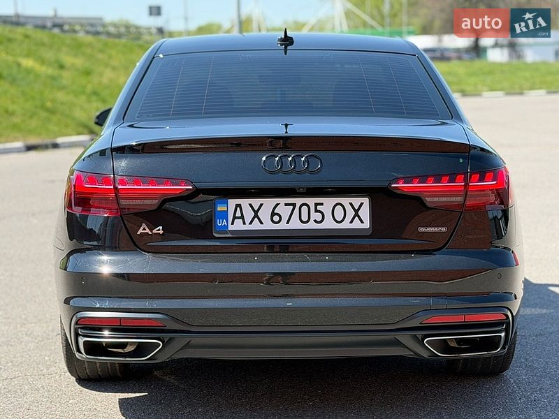 Седан Audi A4 2023 в Києві