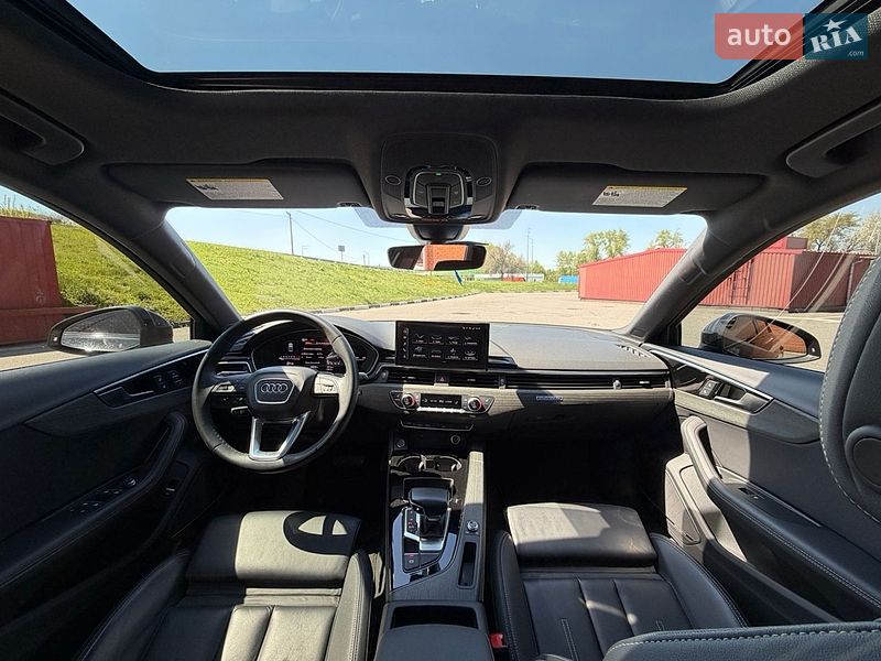 Седан Audi A4 2023 в Києві