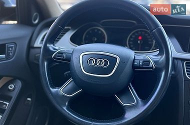 Седан Audi A4 2013 в Ивано-Франковске