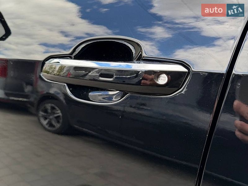 Седан Audi A4 2020 в Львові