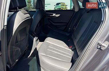 Седан Audi A4 2018 в Виннице