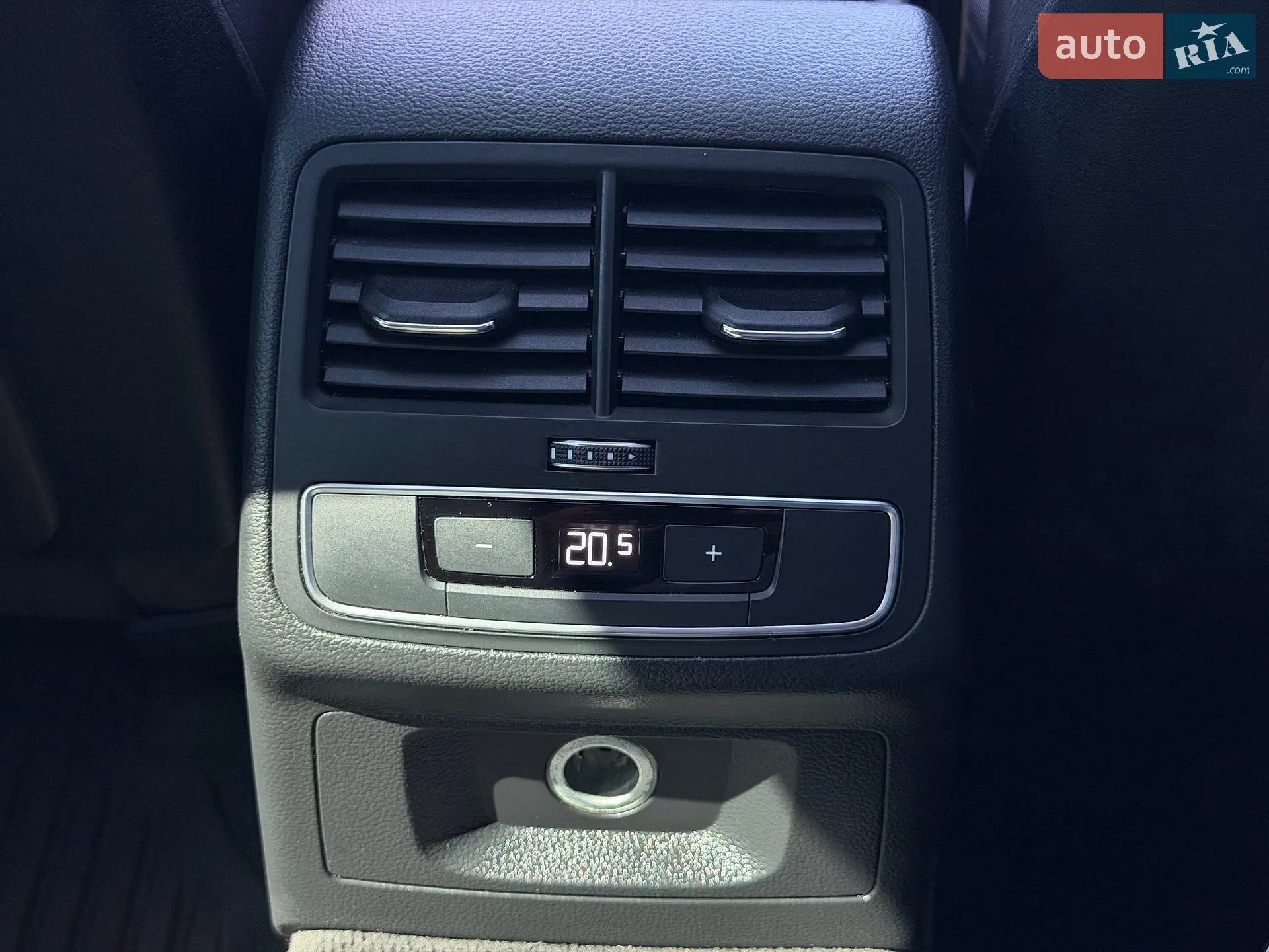 2018 Audi A4 - мініатюра 33