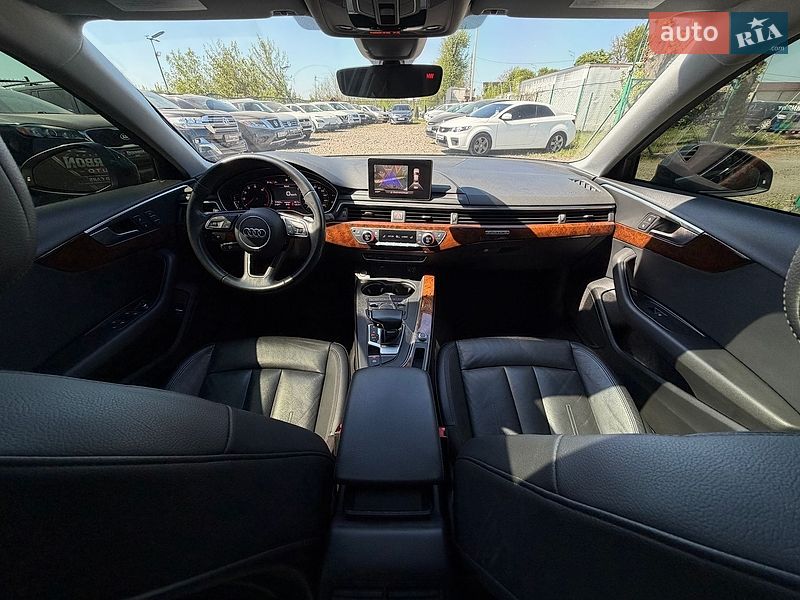 Седан Audi A4 2018 в Виннице