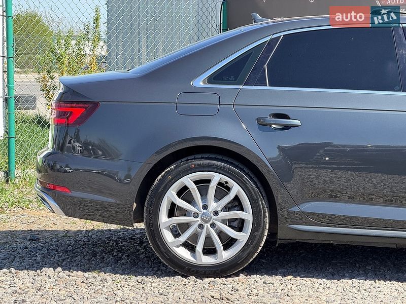 Седан Audi A4 2018 в Виннице