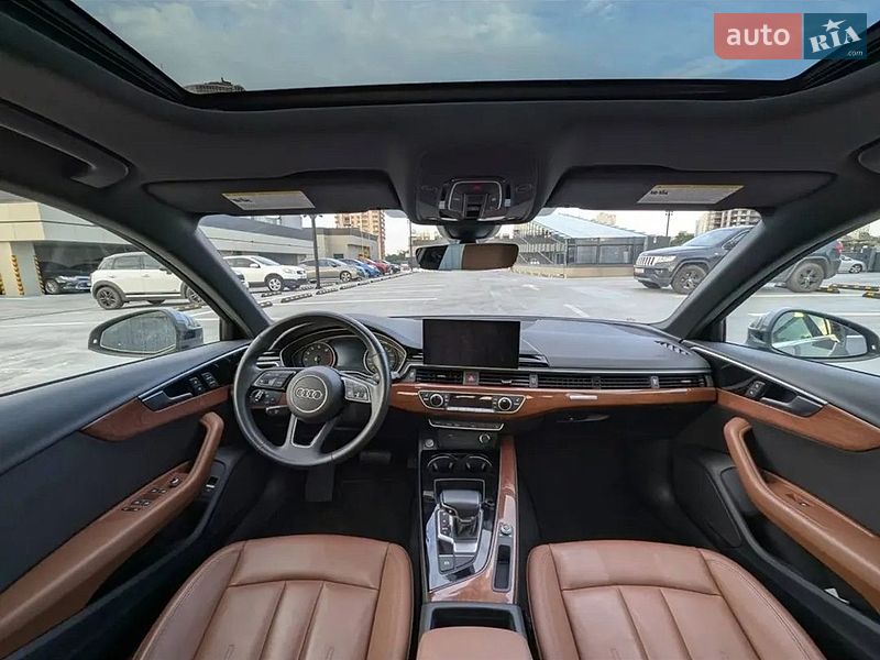 Седан Audi A4 2020 в Львове