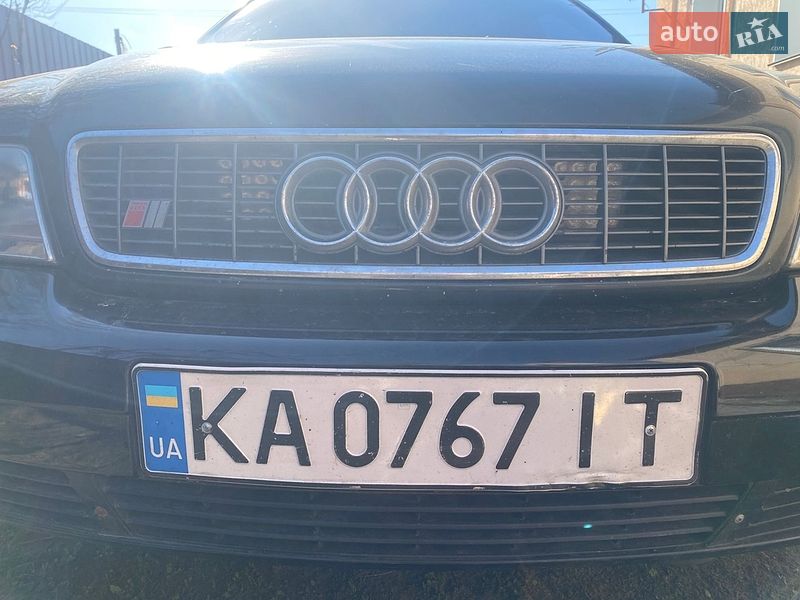 Седан Audi A4 1998 в Нежине