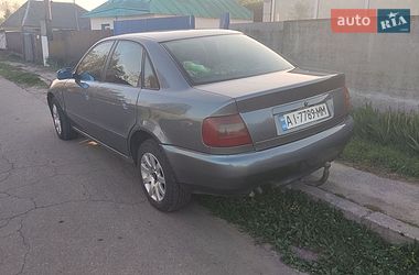 Седан Audi A4 1997 в Новой Басане