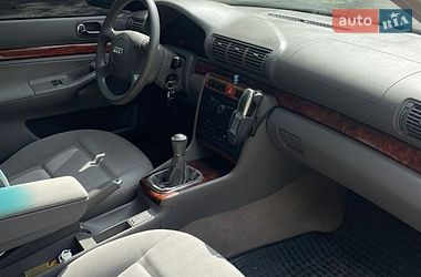 Универсал Audi A4 2000 в Виннице