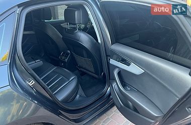 Седан Audi A4 2017 в Киеве