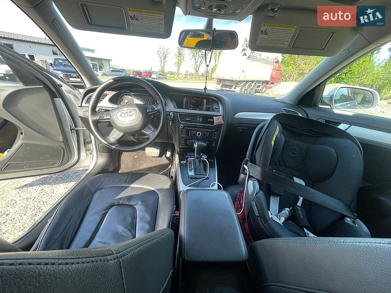 Седан Audi A4 2013 в Львові