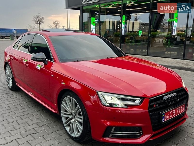 Седан Audi A4 2016 в Одессе