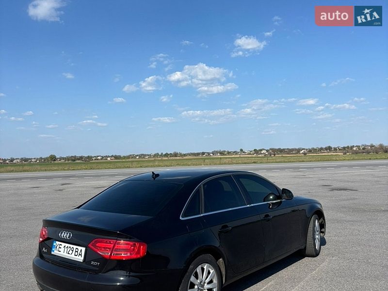 Седан Audi A4 2009 в Днепре