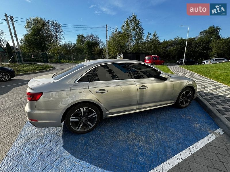 Седан Audi A4 2016 в Львове